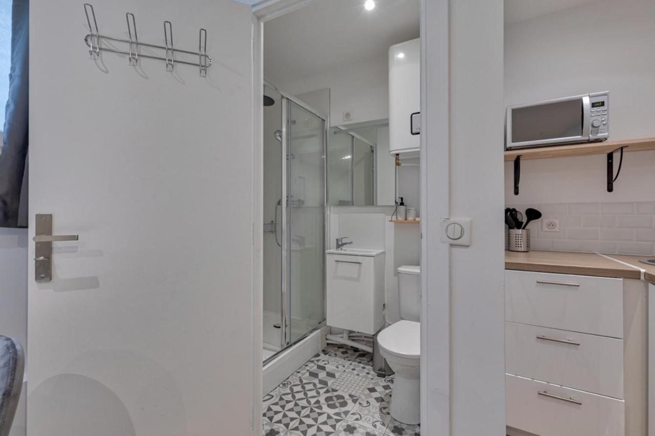 - Buttes Chaumont Botzaris Apartment Paris